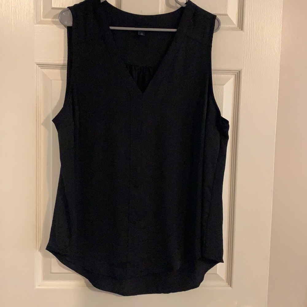 Size 1 Torrid black top